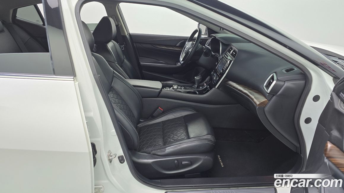 Nissan Maxima 2018