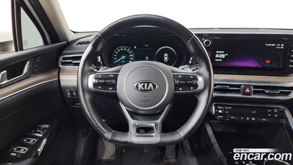 Kia K5 2021