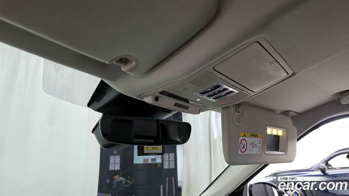 Land Rover Discovery 2018