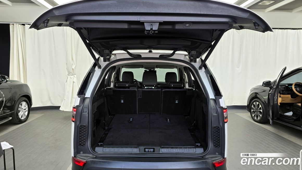 Land Rover Discovery 2018