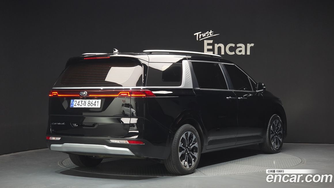 Kia Canival 2021