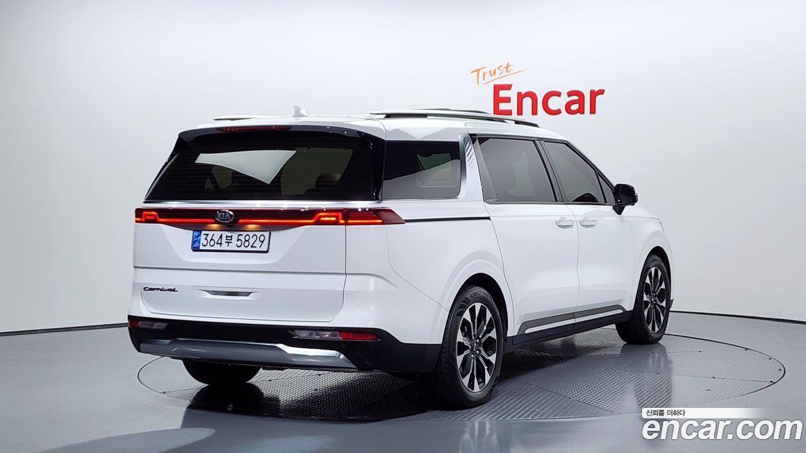 Kia Canival 2021