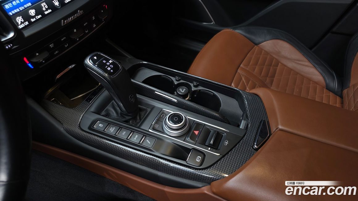 Maserati Levante 2020