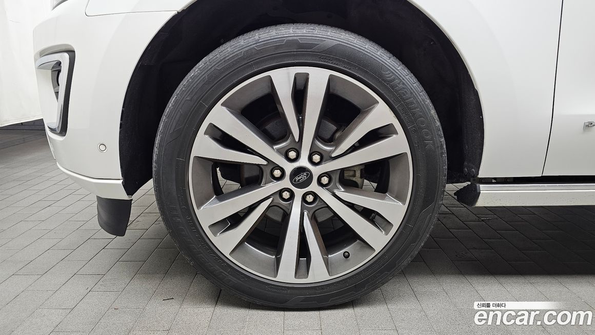 Ford Expedition 2021