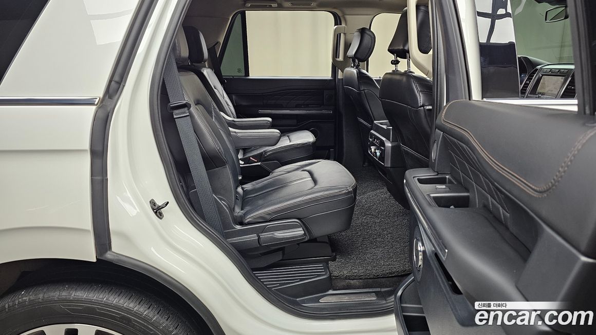 Ford Expedition 2021