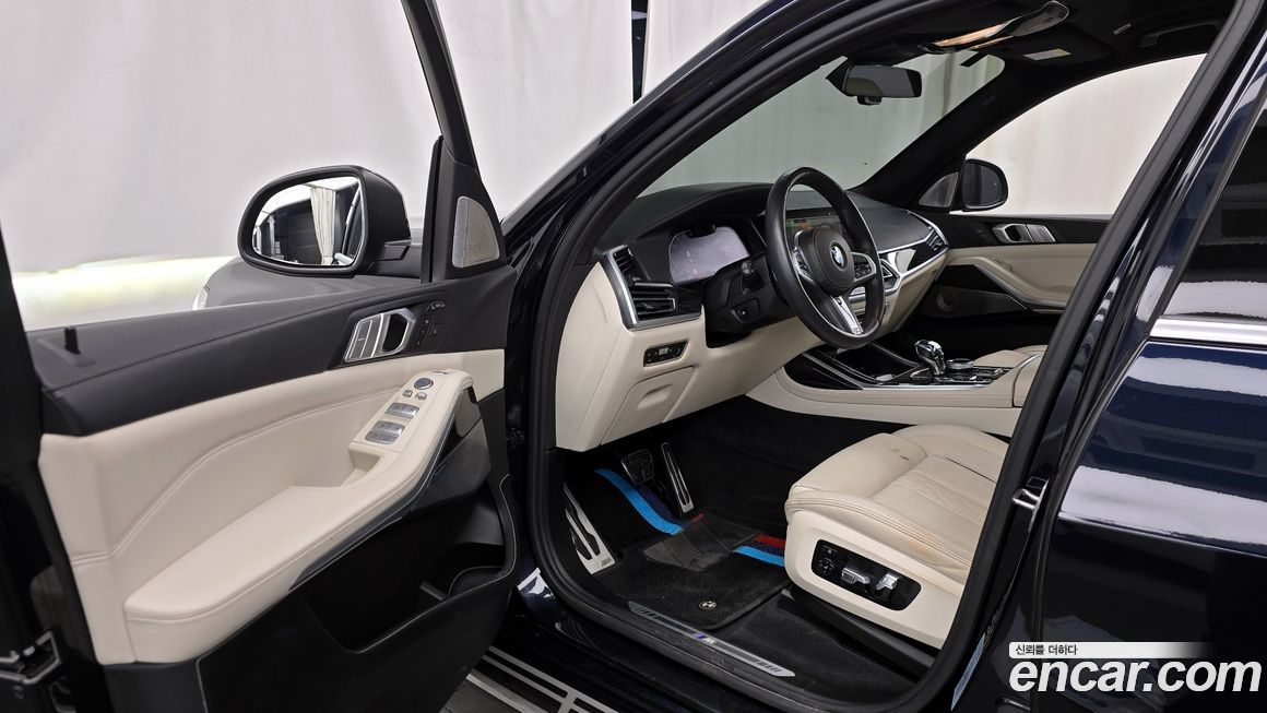 BMW X7 2022