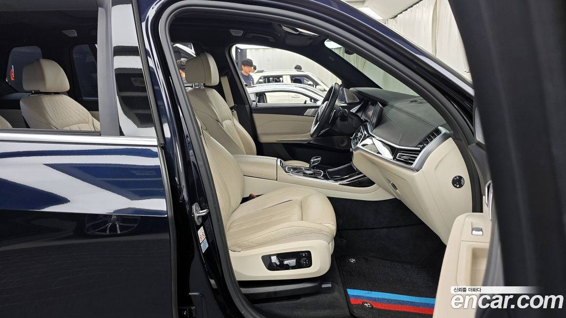 BMW X7 2022