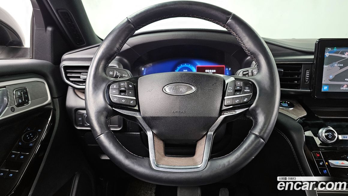 Ford Explorer 2021