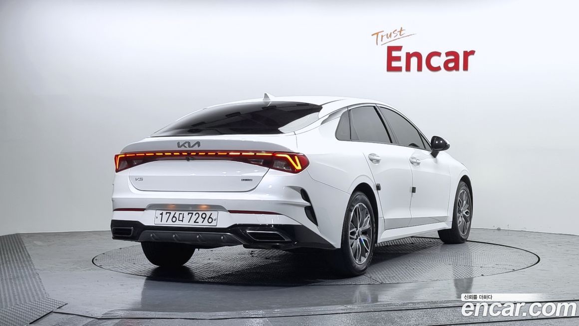 Kia K5 2023