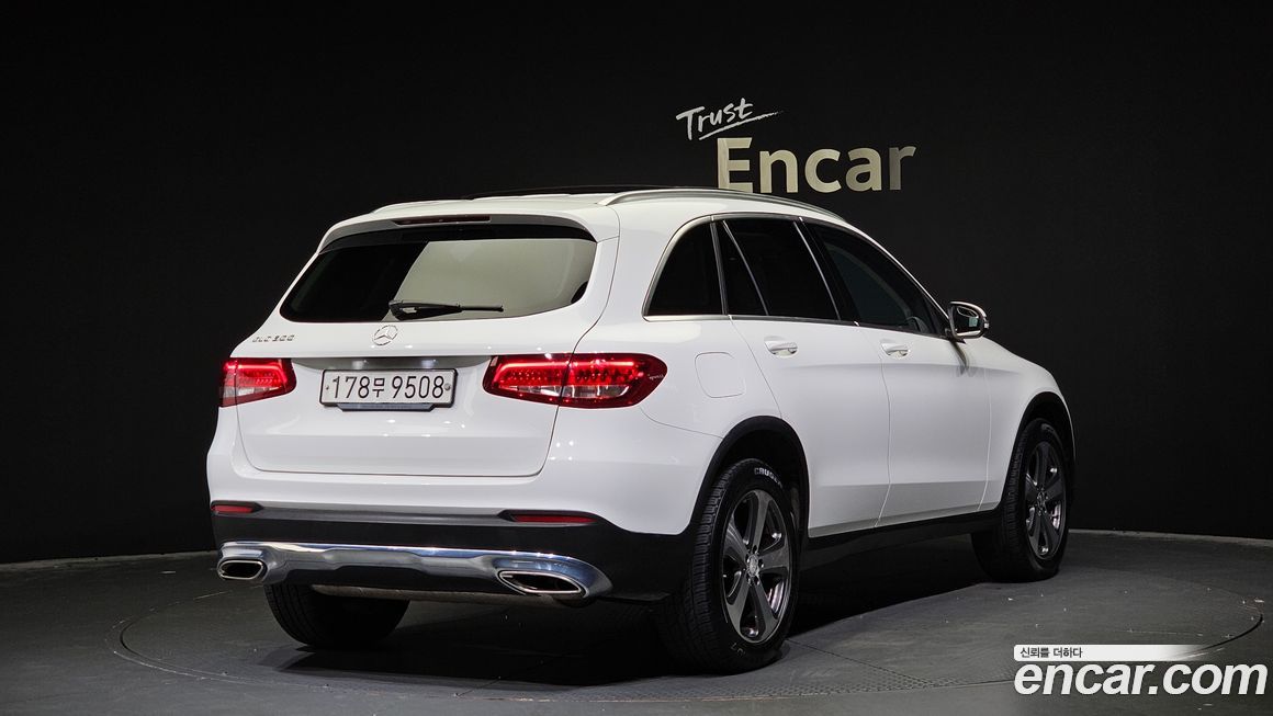 Mercedes-Benz GLC-Class 2016