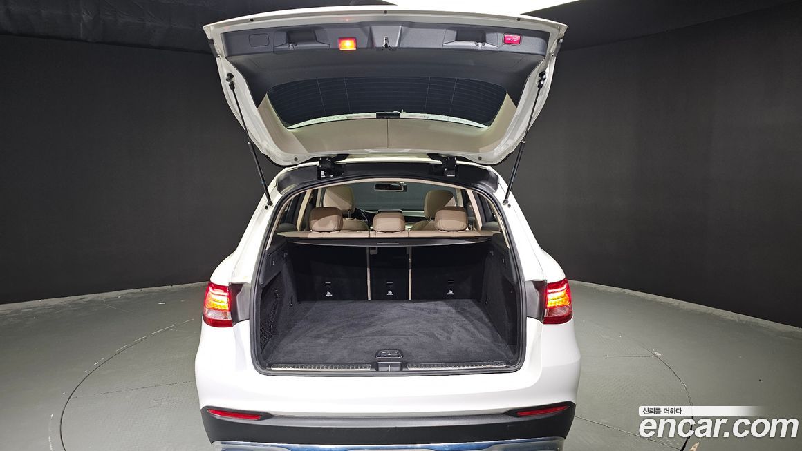 Mercedes-Benz GLC-Class 2016