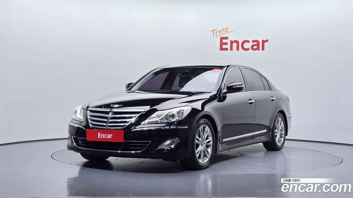 Hyundai Genesis 2012