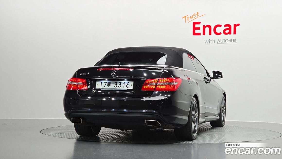 Mercedes-Benz E-Class 2011