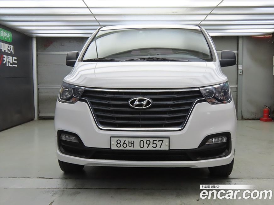 Hyundai Starex 2019