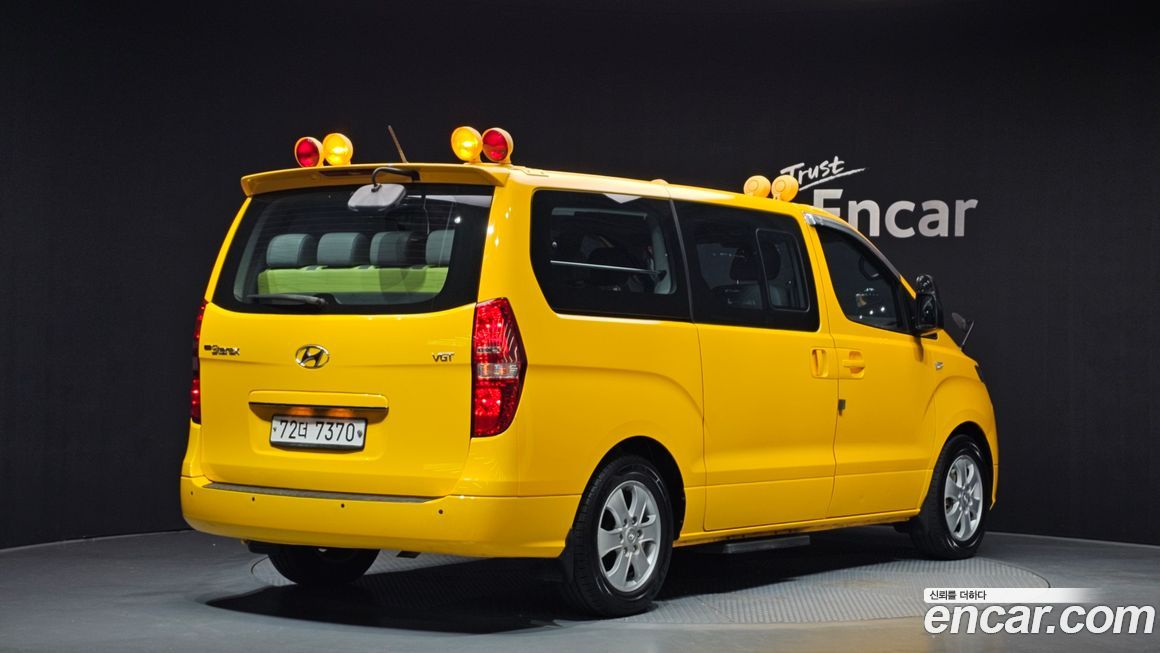 Hyundai Starex 2019
