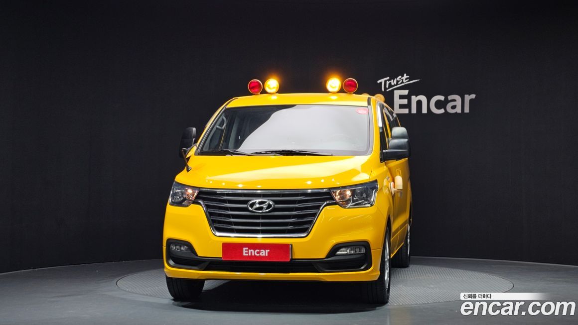 Hyundai Starex 2019