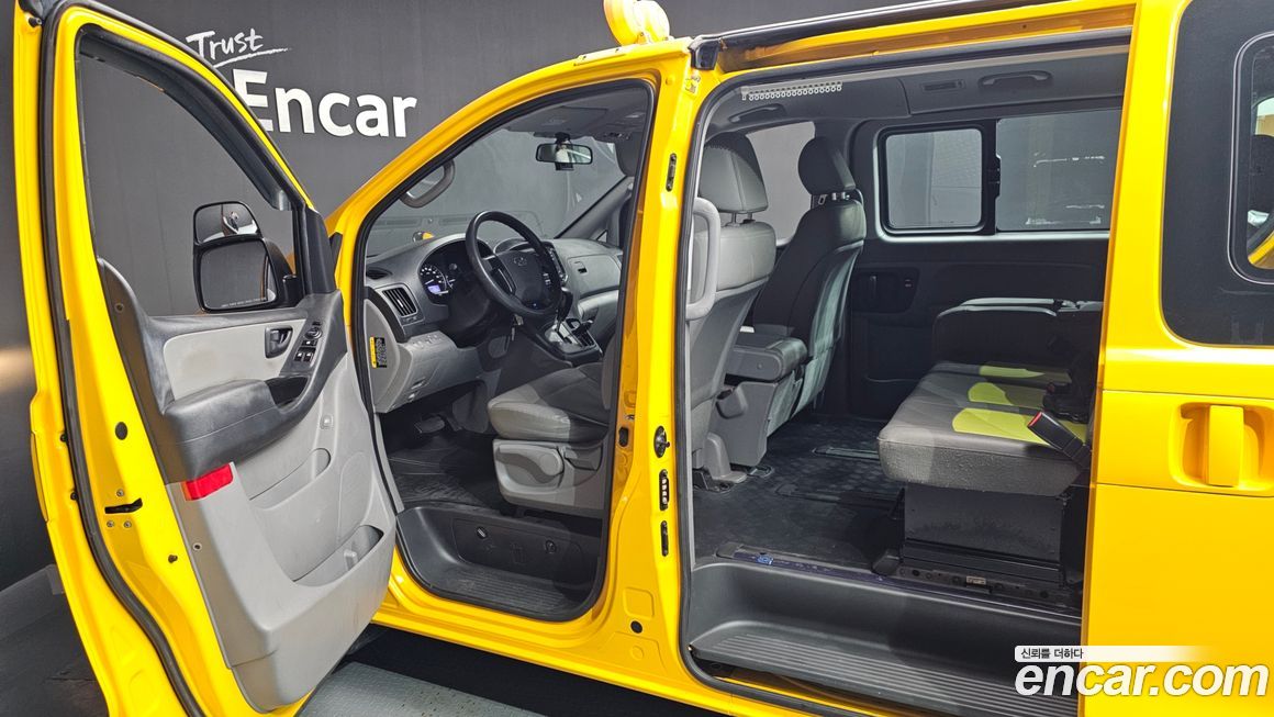 Hyundai Starex 2019
