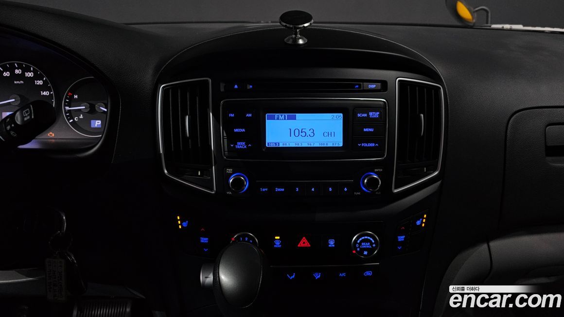 Hyundai Starex 2019