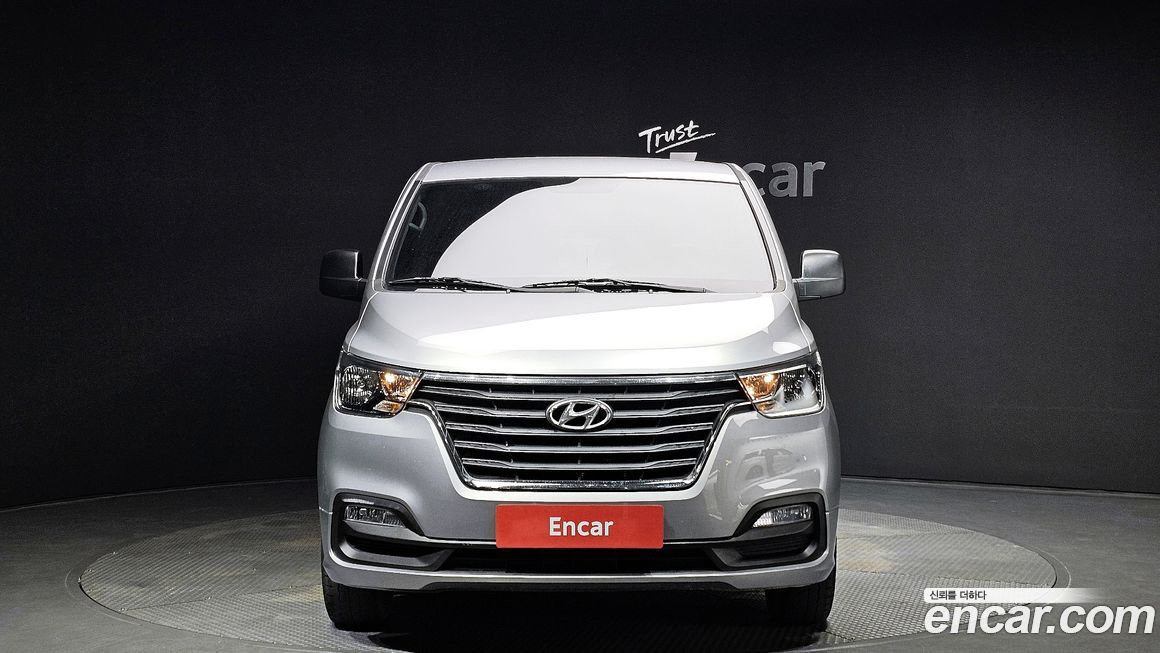 Hyundai Starex 2021