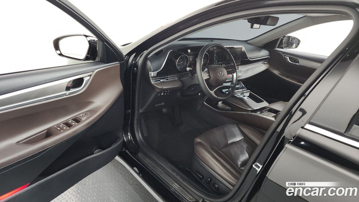 Hyundai Grandeur 2020