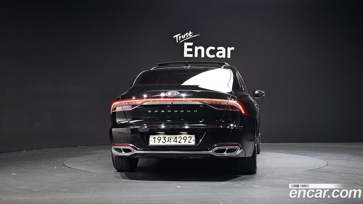 Hyundai Grandeur 2020