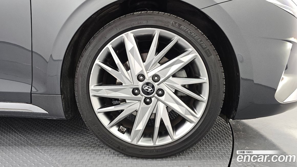 Hyundai Grandeur 2020