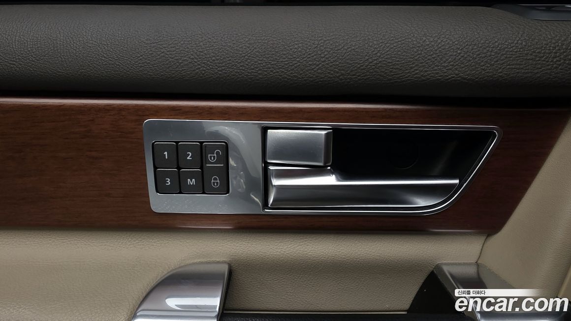 Land Rover Discovery 2016