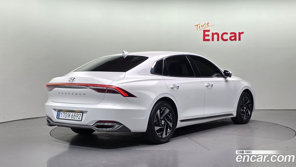 Hyundai Grandeur 2022