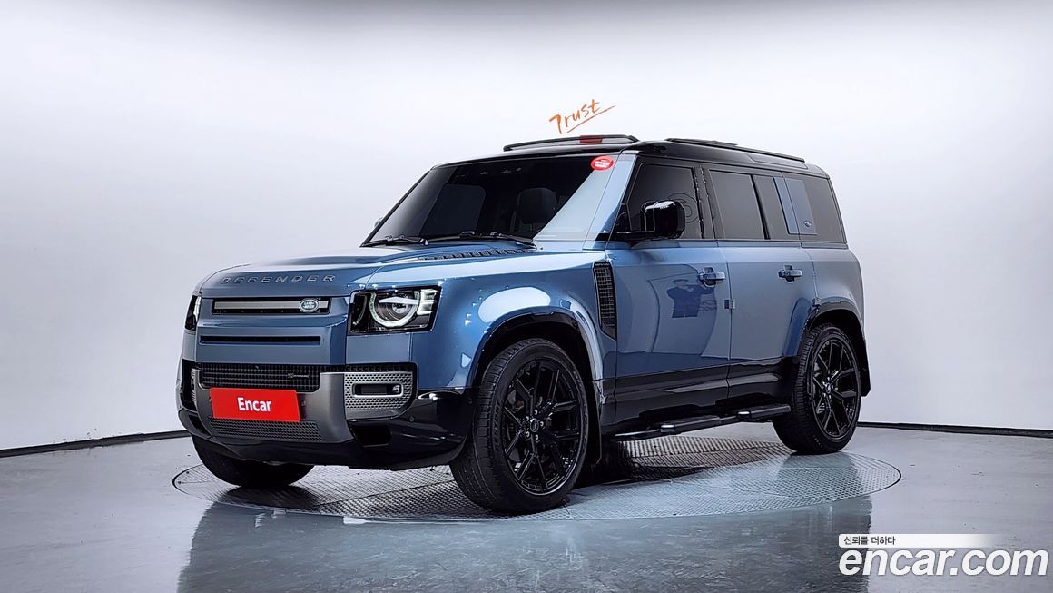 Land Rover Defender 2023