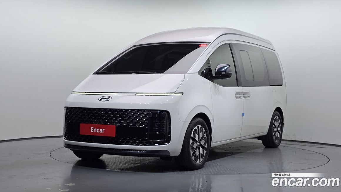 Hyundai Staria 2024