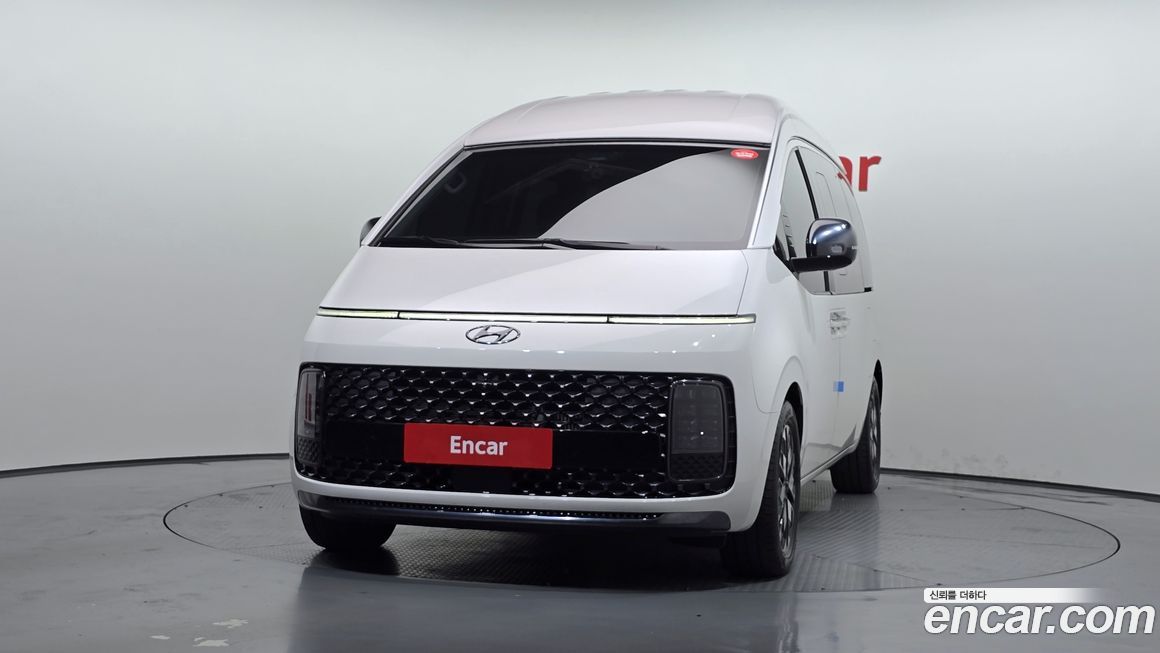 Hyundai Staria 2024