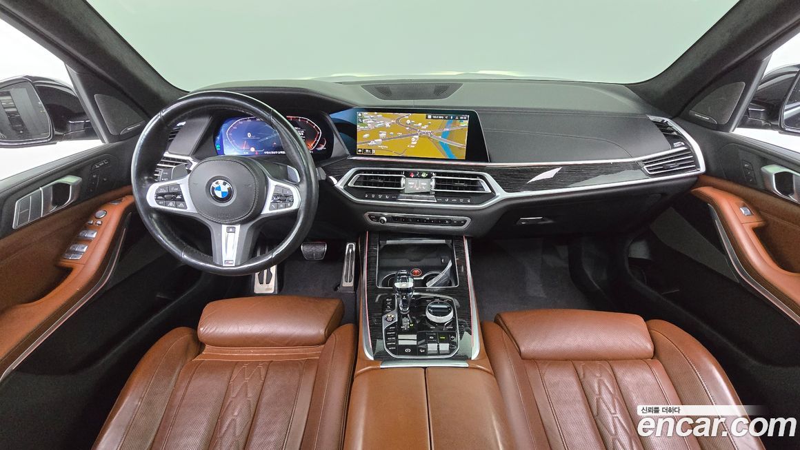 BMW X7 2021