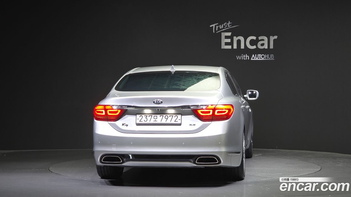 Kia K9 2013