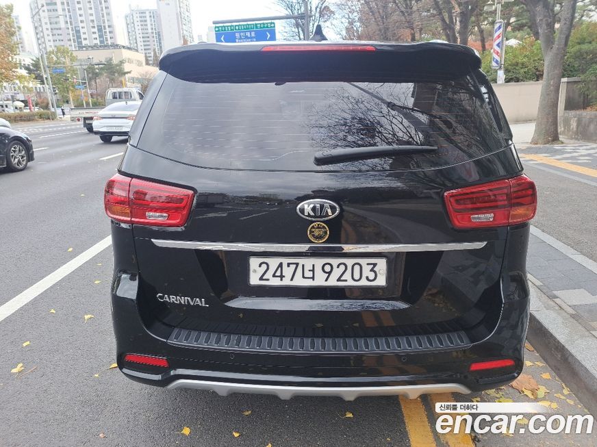 Kia Canival 2019