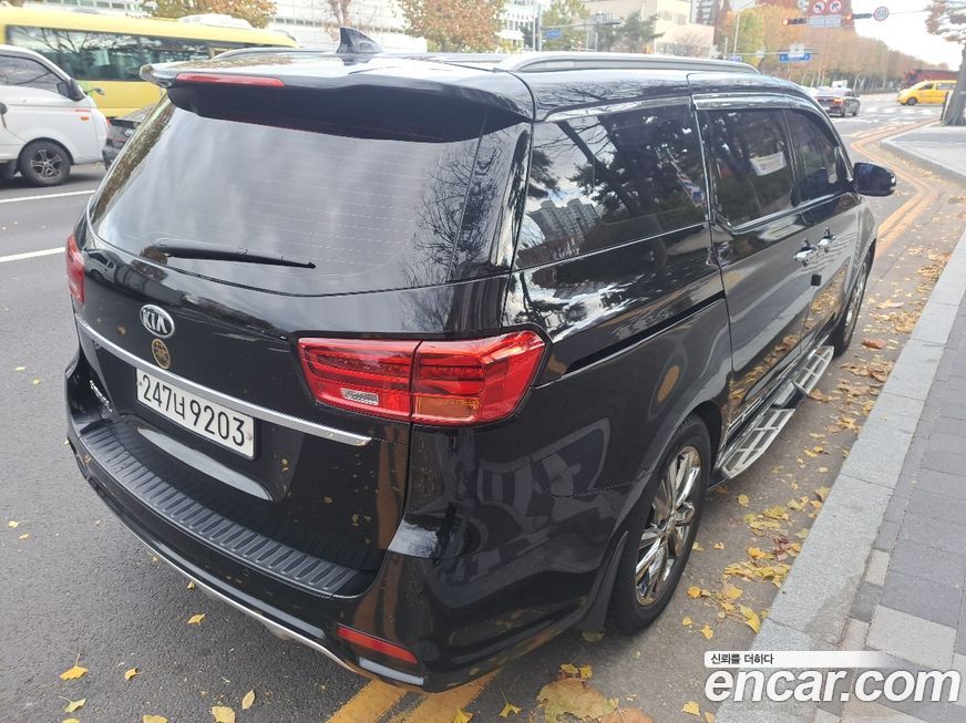 Kia Canival 2019