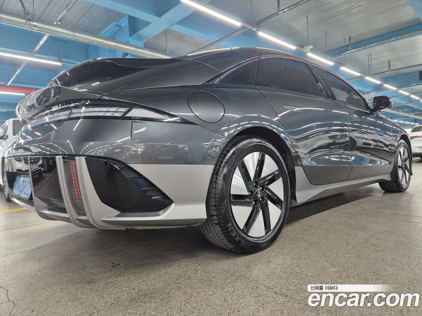 Hyundai Ioniq6 2025