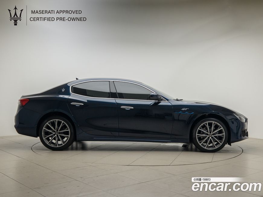 Maserati Ghibli 2023