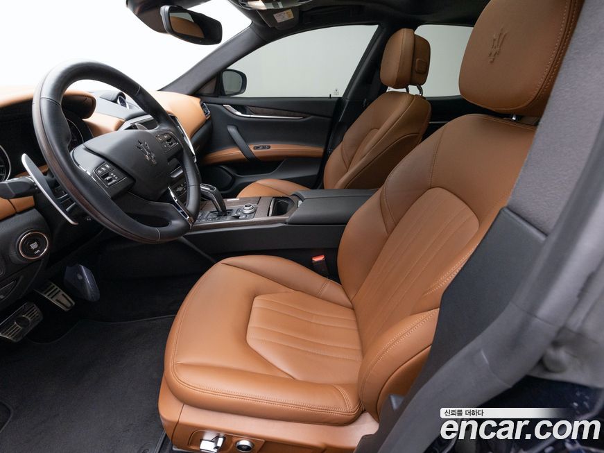 Maserati Ghibli 2023