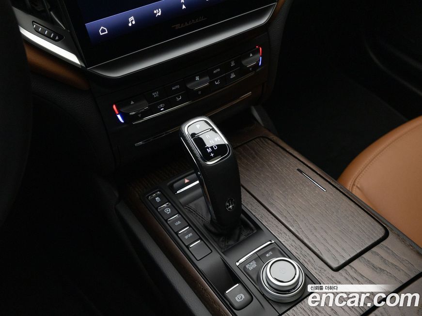 Maserati Ghibli 2023