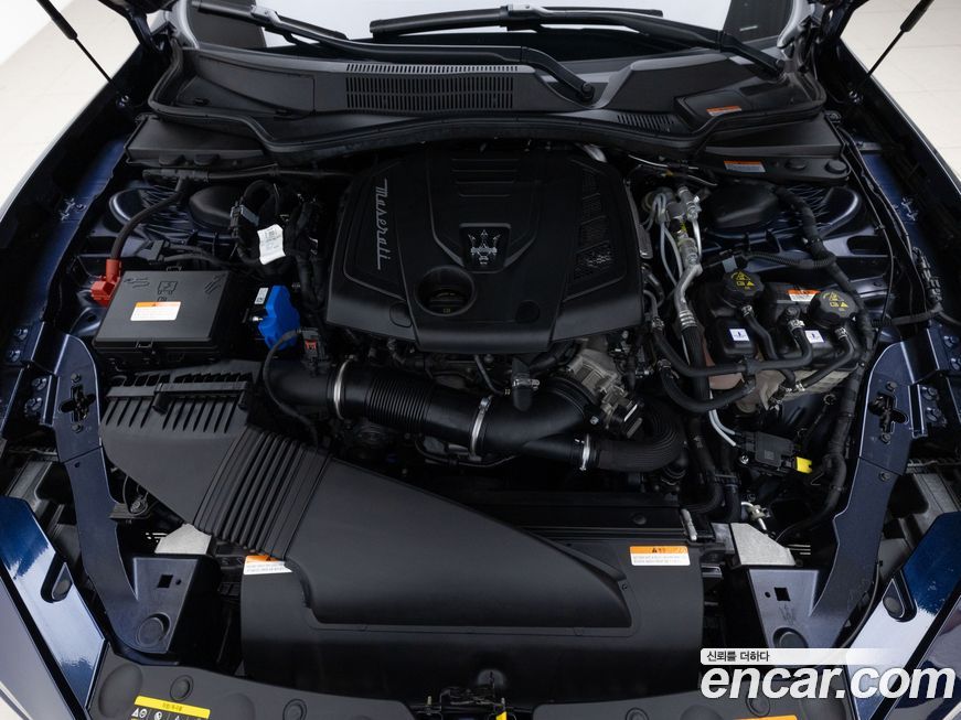 Maserati Ghibli 2023