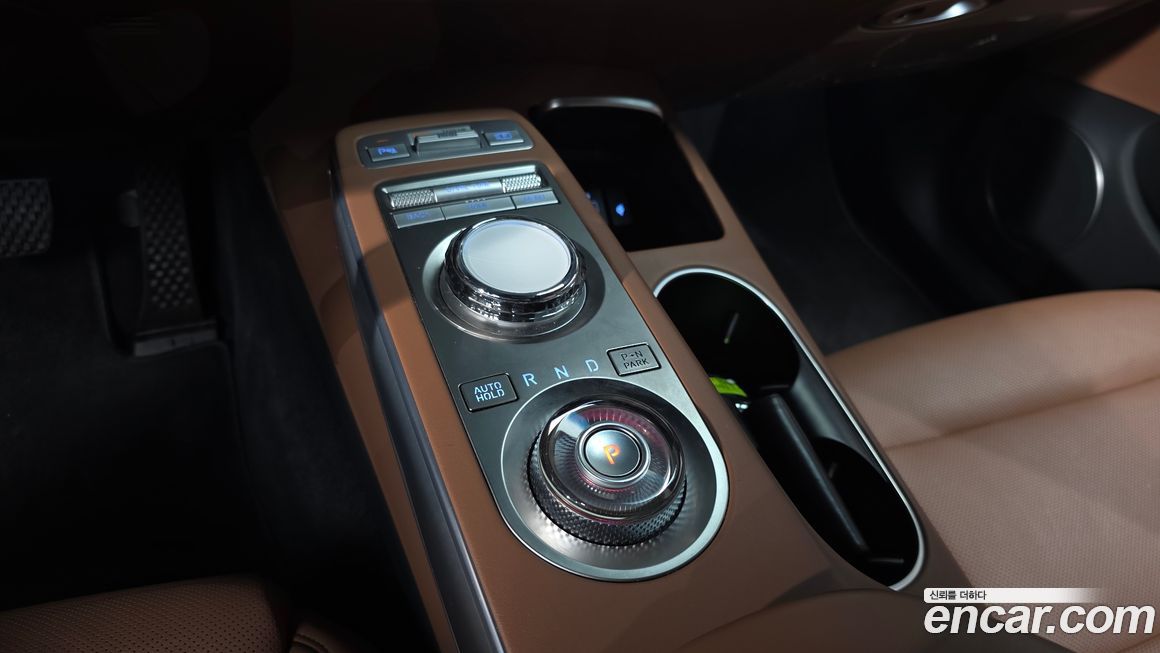 Genesis GV70 2021