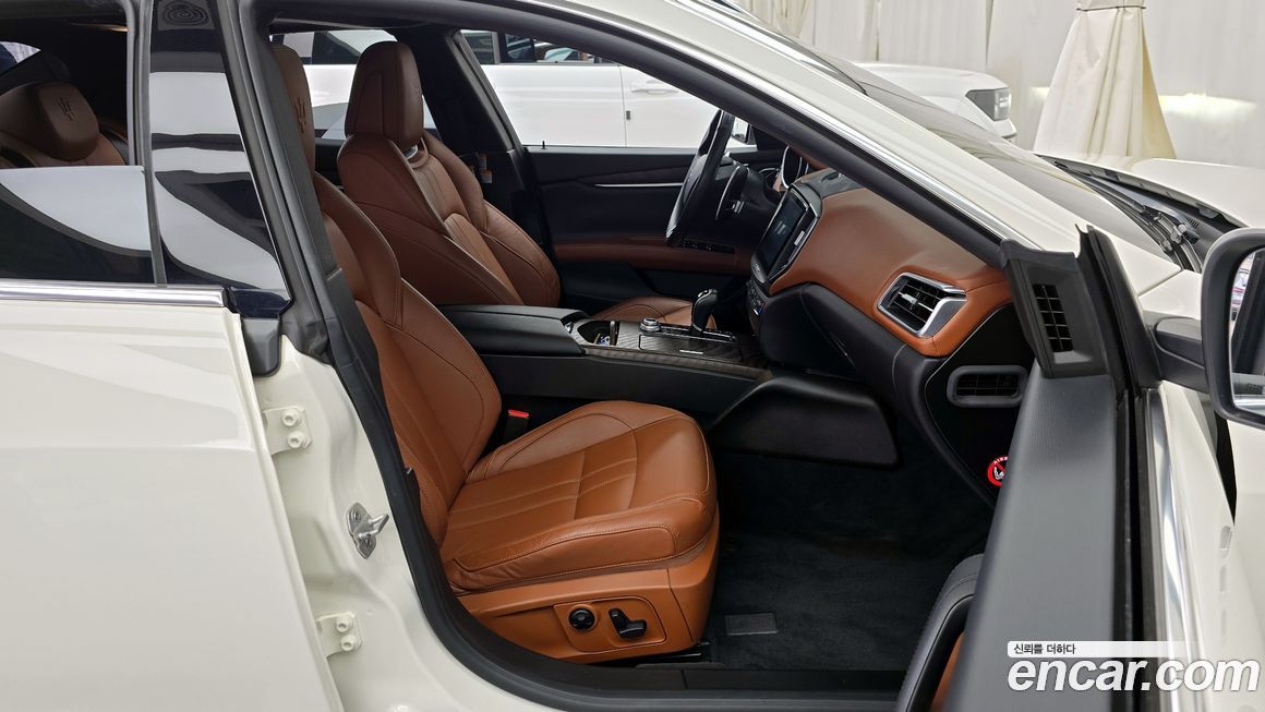 Maserati Ghibli 2018