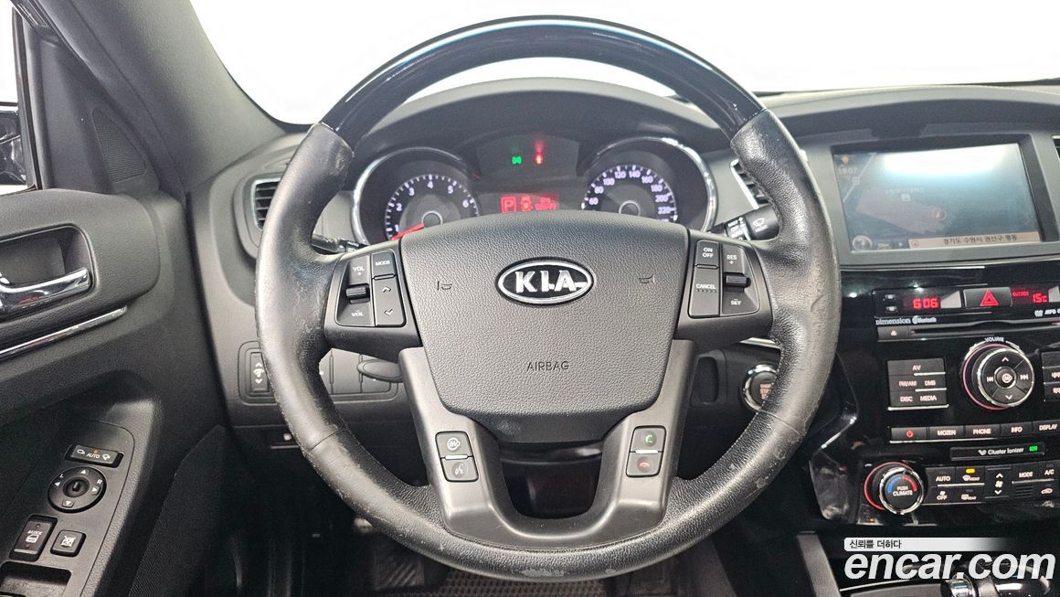 Kia K7 2011