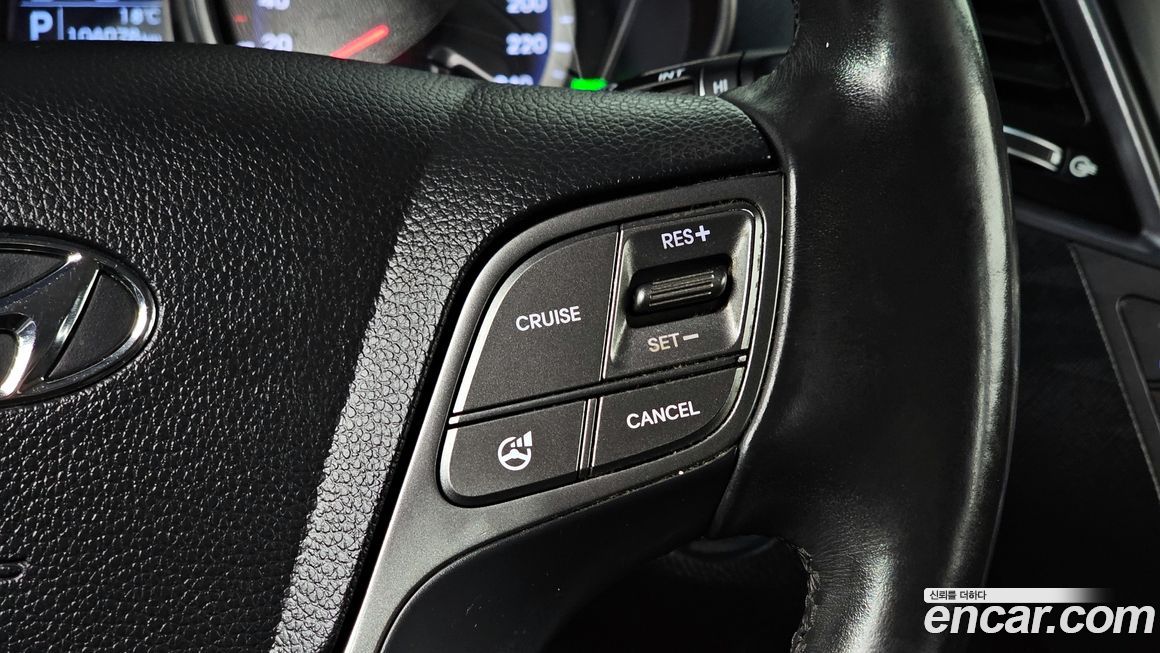 Hyundai Santafe 2015