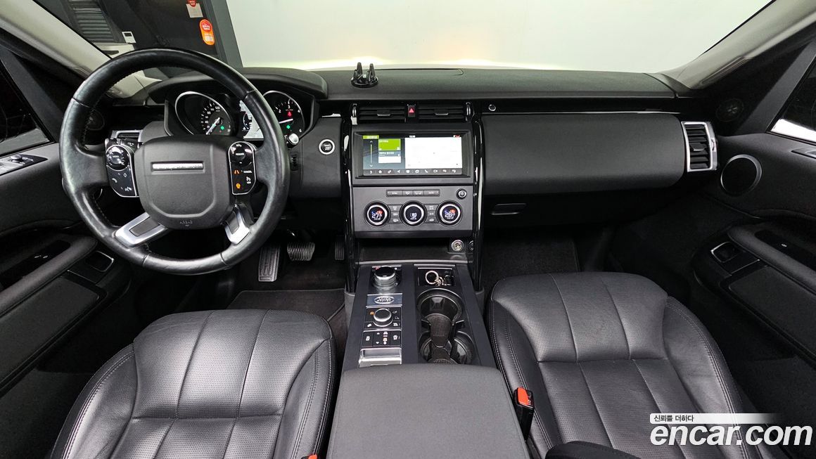 Land Rover Discovery 2019