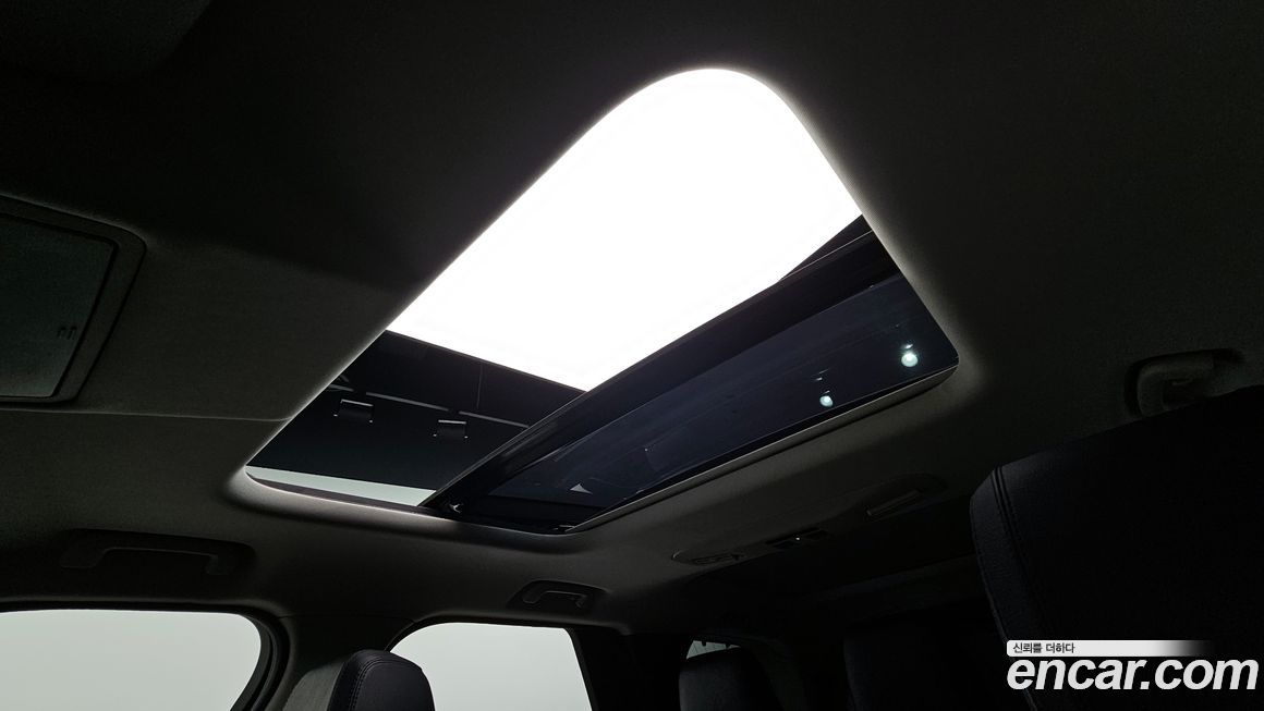 Land Rover Discovery 2019