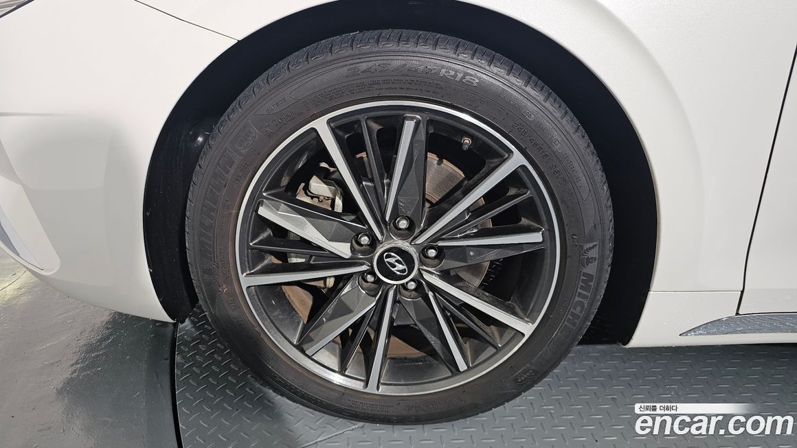 Hyundai Grandeur 2020