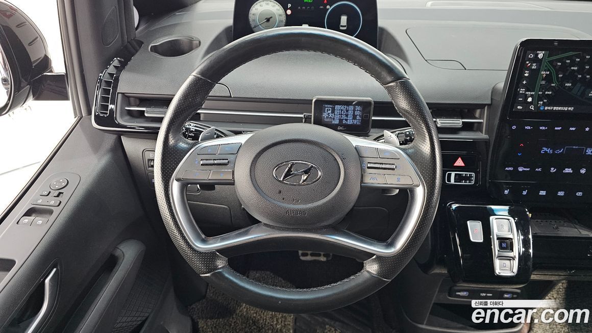 Hyundai Staria 2022