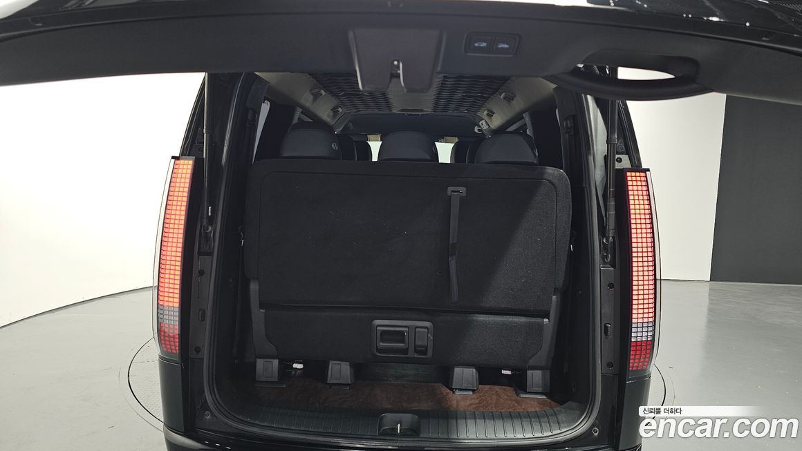 Hyundai Staria 2022
