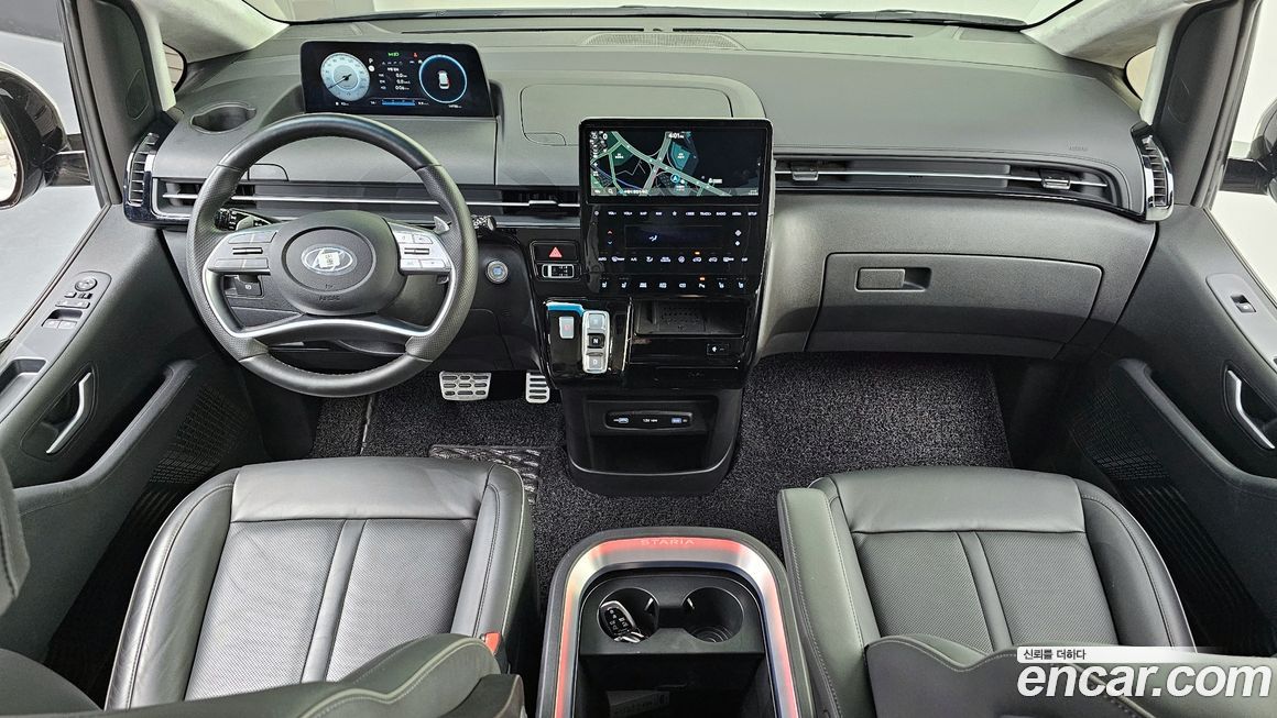 Hyundai Staria 2023